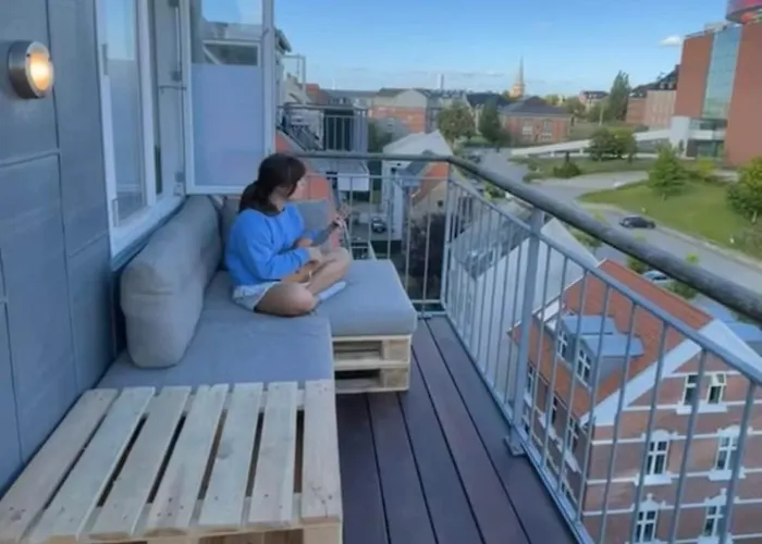 Central Rooftop Apartment By Aros With Balcony